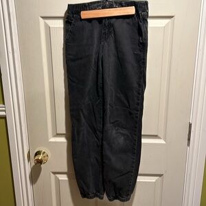 GAP boys black jean joggers, size 18